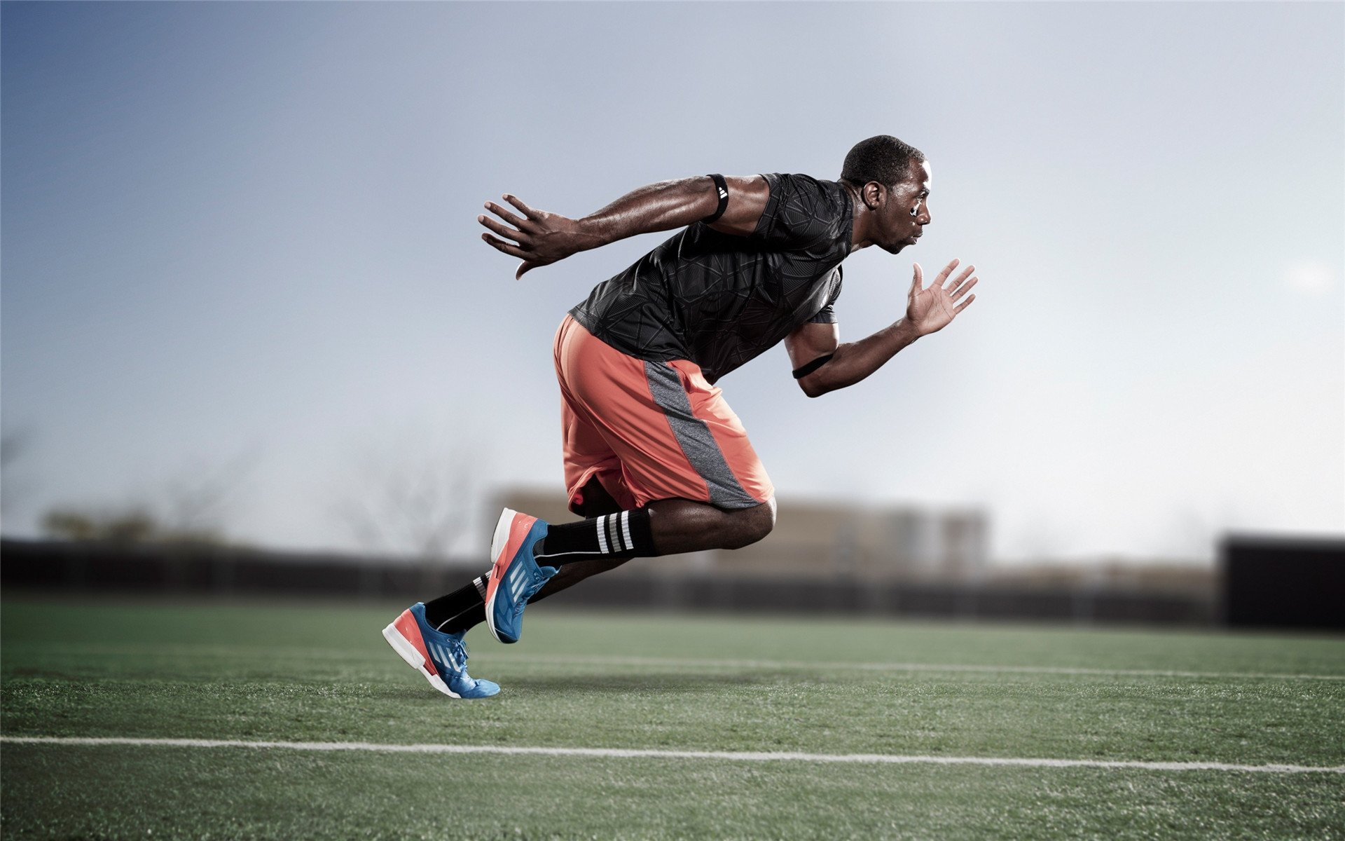 法甲争冠升级：巴黎圣日耳曼迎战强敌，夺冠前线动态，法甲巴黎圣日耳曼vs