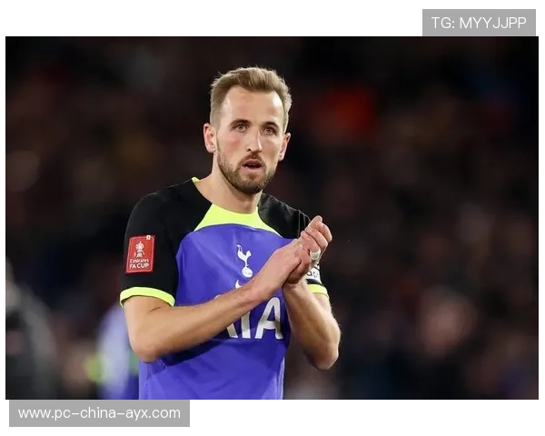 凯恩突入肋部空间分出关键一脚，让热刺快速形成终结点