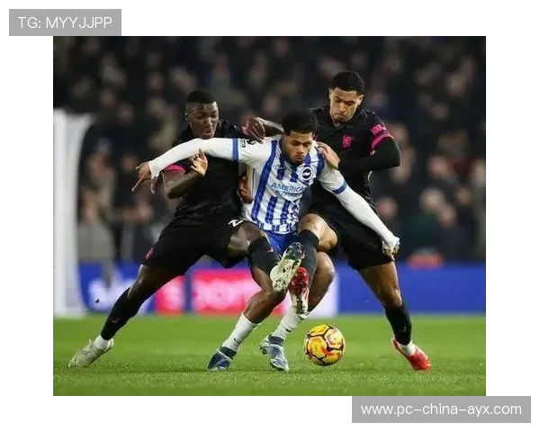 切尔西连续压制对手禁区